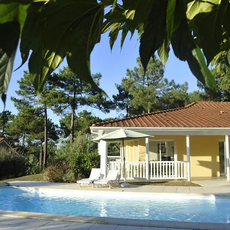 Villa With A Private Pool In Lacanau-ocean