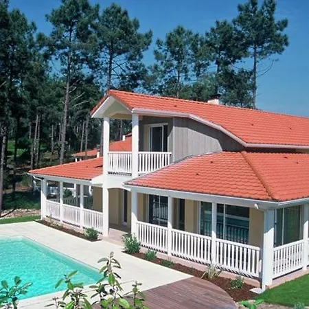 Villa With A Private Pool In Lacanau-ocean