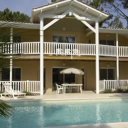 Villa With A Private Pool In Lacanau-ocean Lacanau